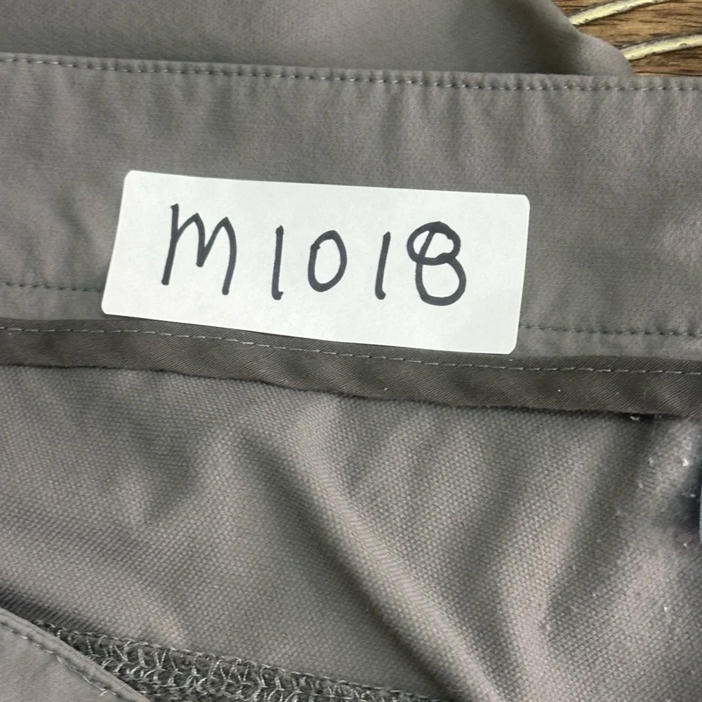 Gray Cargo Shorts with Belt Loops and‎ Flat Front